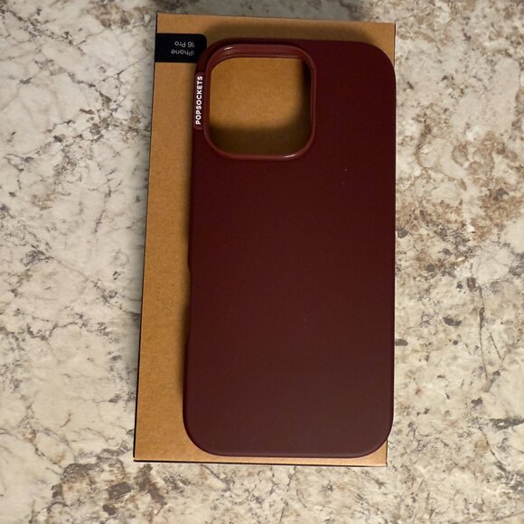 NEW PopSocket iPhone 16 Pro MagSafe Case - Oxblood Maroon/ Red NWT Unused in Box - Picture 3 of 4